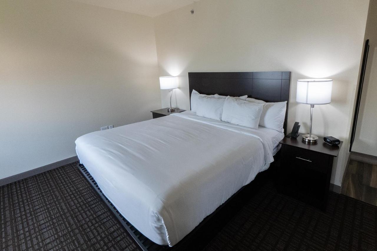 Cobblestone Hotel & Suites-Sheldon Luaran gambar
