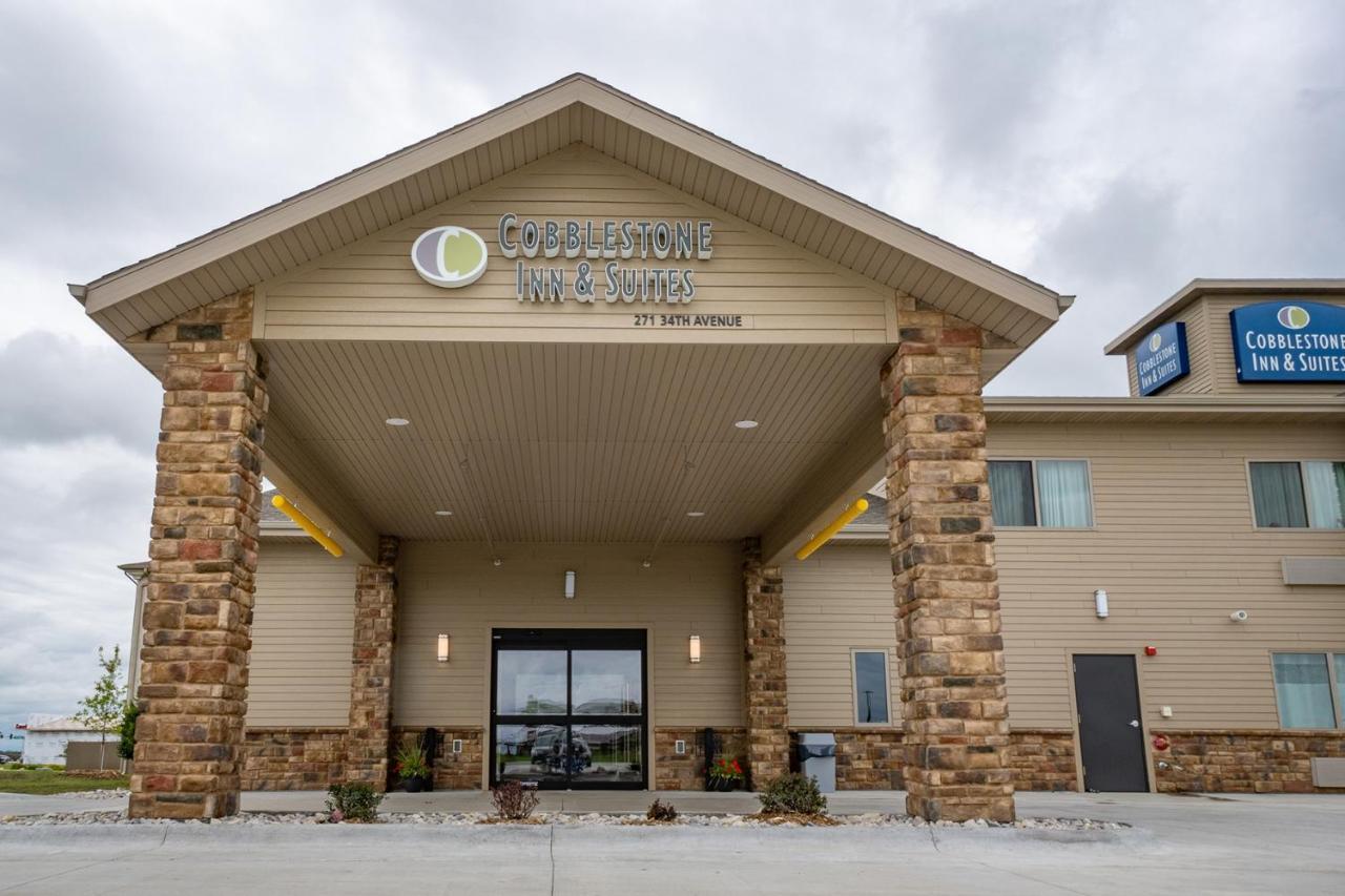 Cobblestone Hotel & Suites-Sheldon Luaran gambar