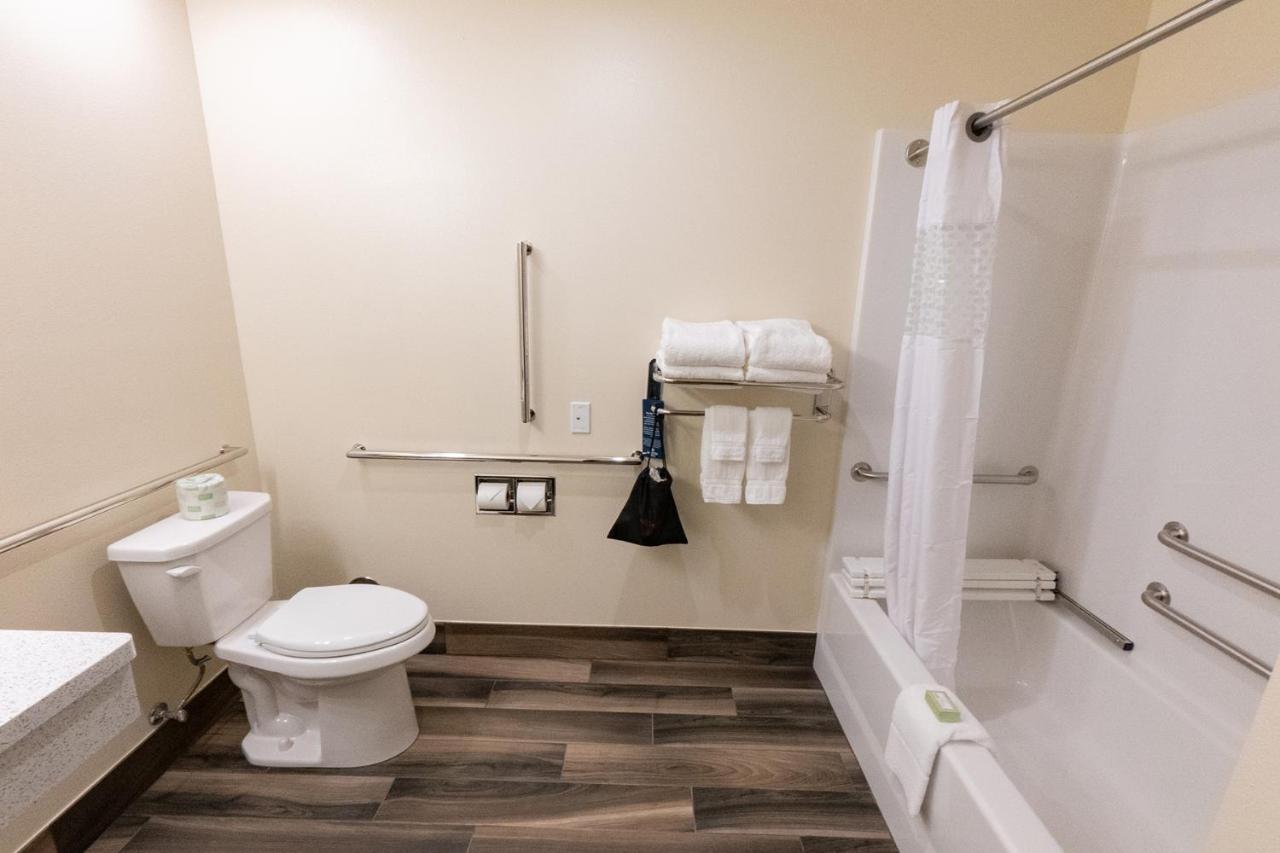 Cobblestone Hotel & Suites-Sheldon Luaran gambar