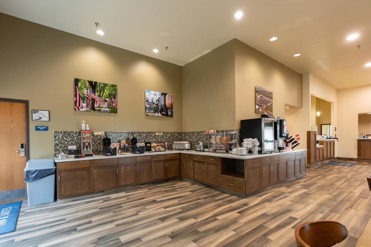 Cobblestone Hotel & Suites-Sheldon Luaran gambar