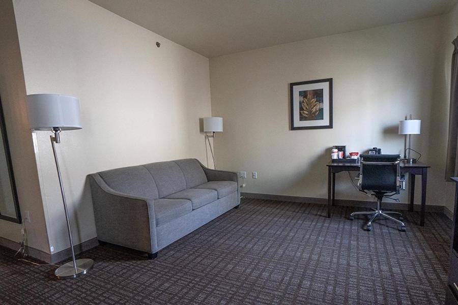 Cobblestone Hotel & Suites-Sheldon Luaran gambar